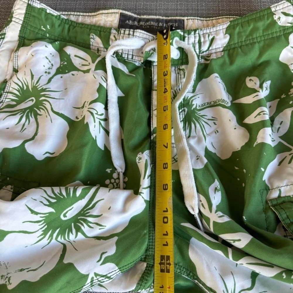 Abercrombie & Fitch green & white floral swim shorts